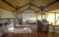 Bamurru-Plains_Top-End_Kingfisher-Suite-Bedroom-with-swags