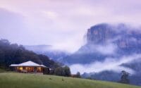 Emirates-Wolgan-Valley_Blue-Mountains_Heritage-Suite-Misty-Morning a