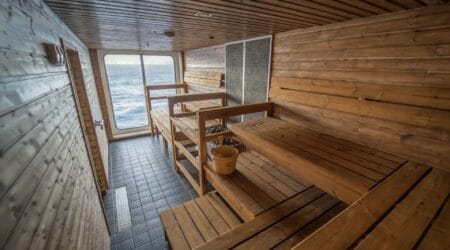 Gym, Sauna & Jacuzzis