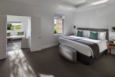 Stonewell-Suite-Bedroom